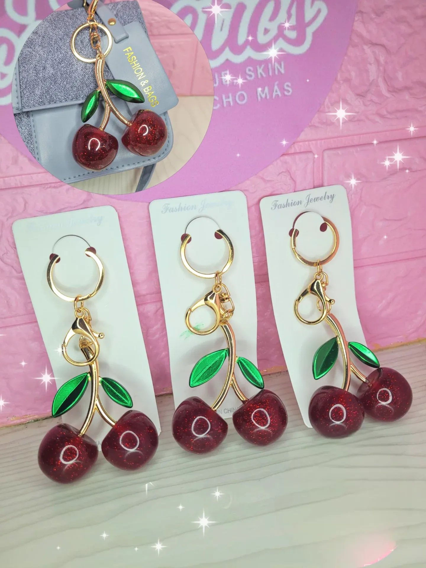 LLAVEROS DE CEREZA EN TENDENCIA