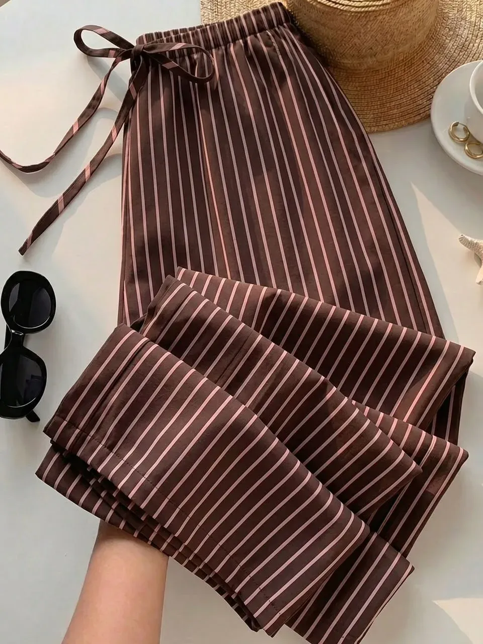Pantalón rayas marrón