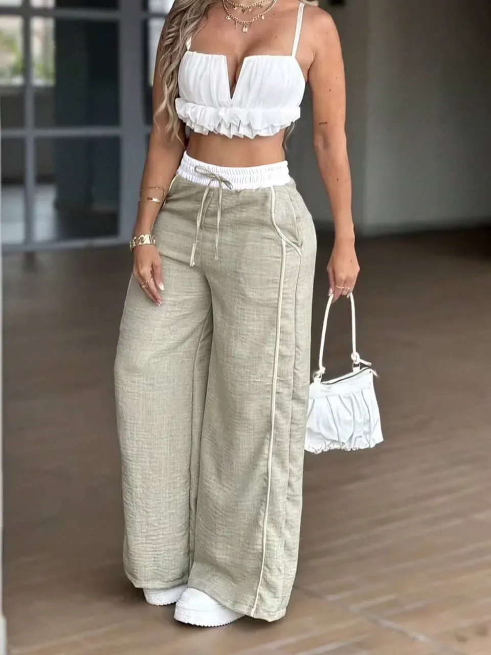 Pantalón corte ancho