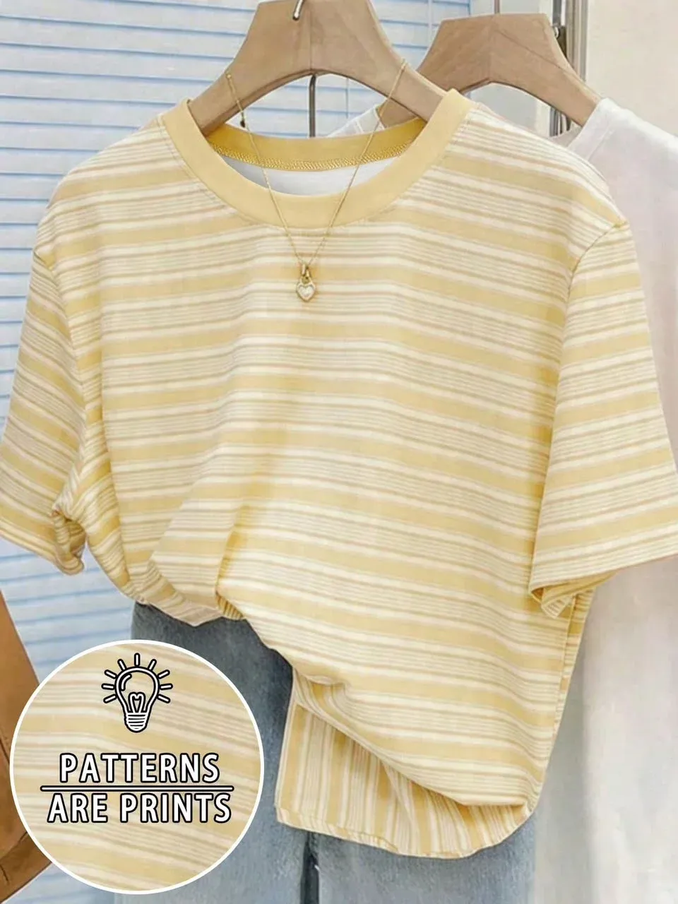 Camiseta rayas amarillas cuello redondo