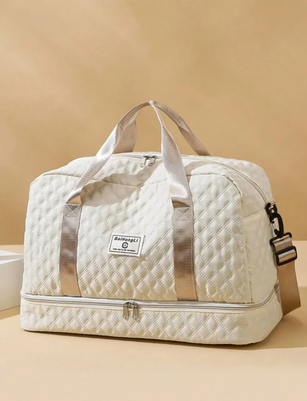 Bolso blanco acolchado