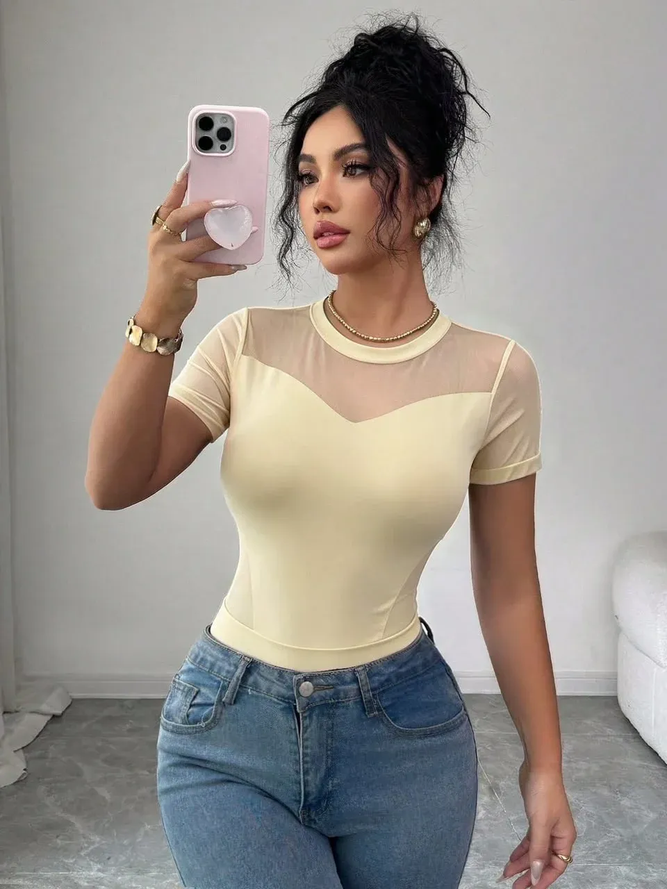 Blusa ajustada amarillo pastel