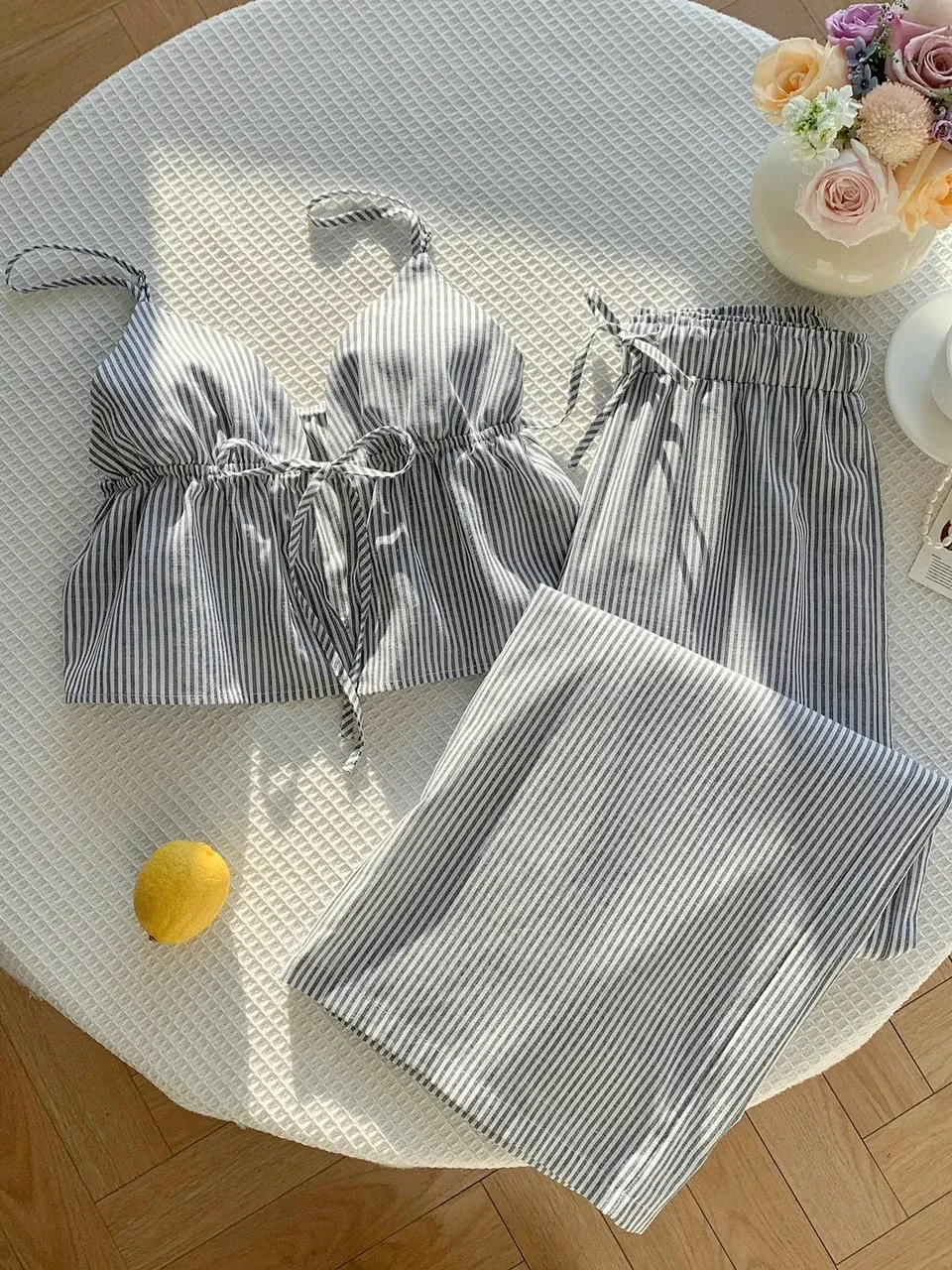 Conjunto casual gris
